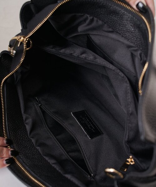 Lui's（ルイス）の「MILLELA FIRENZE ミディアムハンドバッグ（ハンドバッグ・レディース・ダークブラウン/ブラック・FREE）」の3枚目の写真