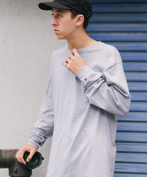Champion(チャンピオン)の「Champion / 5.2oz OVER SIZE LONGSLEEVE T-SHIRTS / CC8C 秋服 冬服(Tシャツ/カットソー・メンズ・ブラック/グレー/ネイビー/ホワイト・XL/L/M/S)」の10枚目の写真
