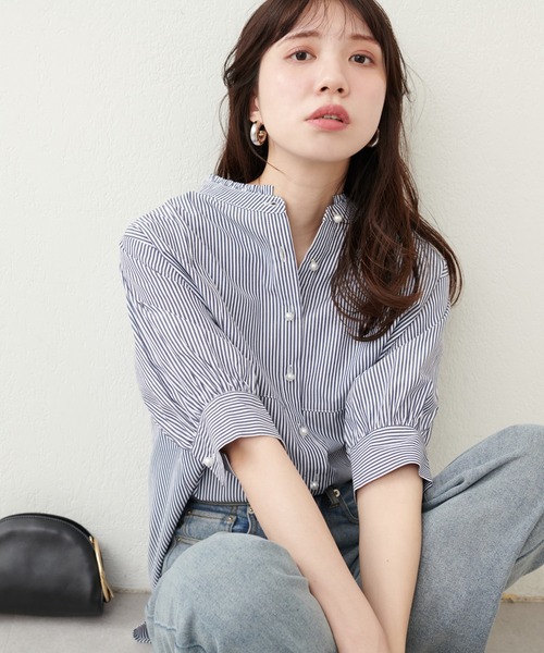 natural couture（ナチュラルクチュール）の「パール釦ヨーク切替5分袖シャツブラウス（シャツ/ブラウス・レディース・ブルー系その他/ブラック系その他/ブルー/オフホワイト/グレー・FREE）」の9枚目の写真