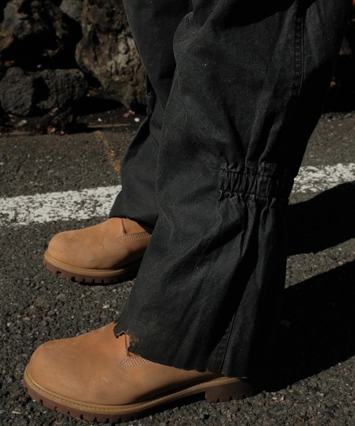 2AM（ツーエイエム）の「NAM ナム / BELLOWS TROUSERS SHABBY（デニムパンツ・メンズ・ブラック・2/1）」の2枚目の写真