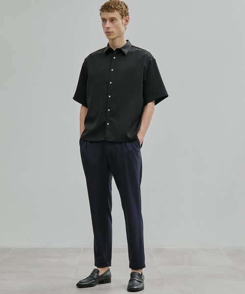 UNITED TOKYO（ユナイテッドトウキョウ）の「COLD DRY ショートスリーブシャツ（シャツ/ブラウス・メンズ・ダークグレー/ライトグレー/グレイッシュベージュ/ブラック・1/3/2）」の9枚目の写真