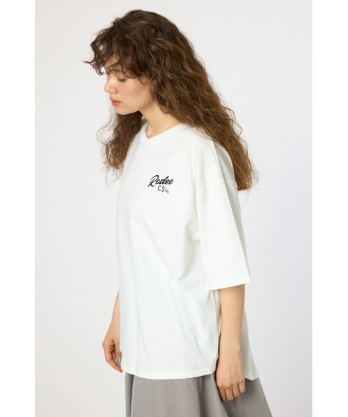 RODEO CROWNS WIDE BOWL(ロデオクラウンズワイドボウル)の「RCS VネックTシャツ(Tシャツ/カットソー・レディース・オフホワイト/ブラック/イエロー/カーキ・FREE)」の17枚目の写真