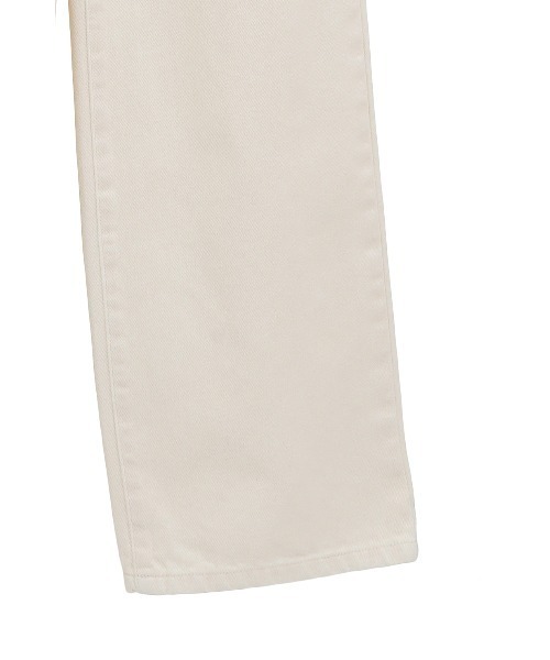 CLANE(クラネ)の「CLANE/クラネ/WAIST OPEN DENIM ALL IN ONE(サロペット/オーバーオール・レディース・アイボリー/ブラック・1)」の6枚目の写真