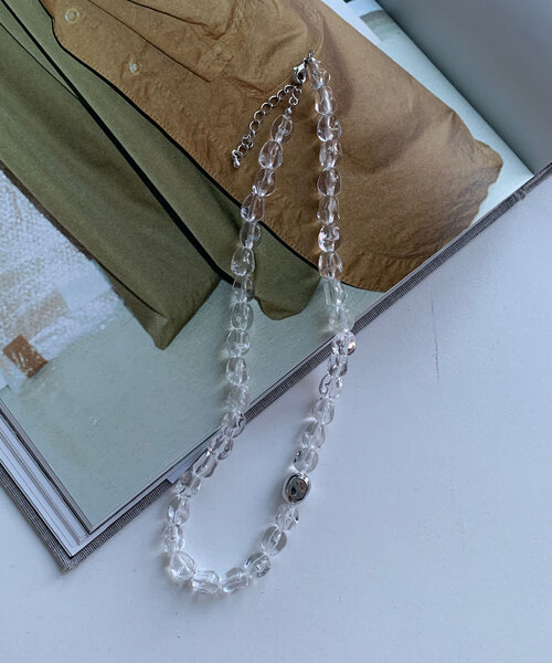 DouDou（ドゥドゥ）の「クリアカラーネックレス（ネックレス・レディース・グレー/ブラウン/クリア・FREE）」の5枚目の写真