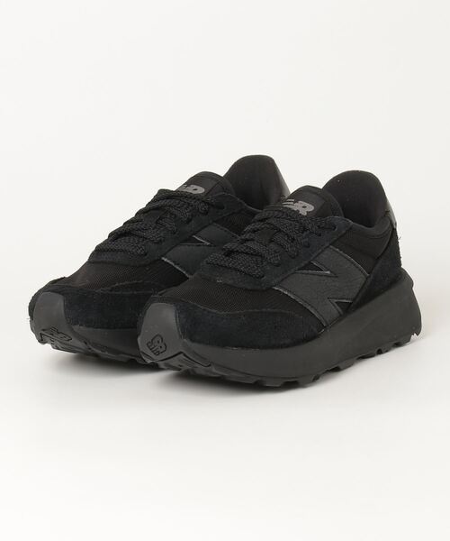 NEW BALANCE(ニューバランス)の「370(スニーカー・メンズ・ブラック・25.5cm/25.0cm/24.5cm/24.0cm/23.5cm/23.0cm/22.5cm/29.0cm/28.5cm/28.0cm/27.5cm/27.0cm/26.5cm/26.0cm)」の2枚目の写真