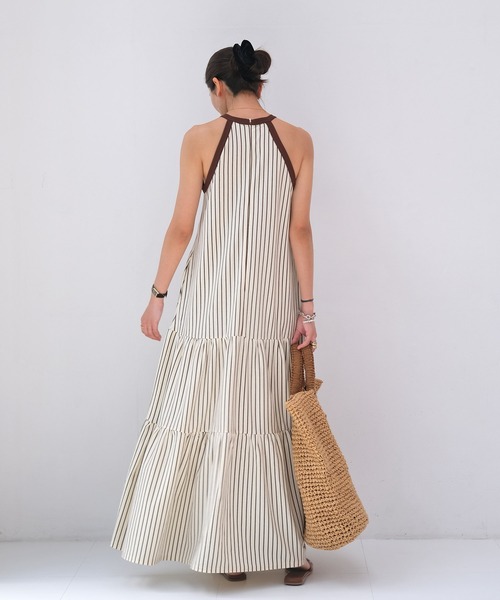 AKTE（アクテ）の「ホルターネックカットソーワンピース（ワンピース・レディース・ホワイト×ブラウン/ブラック/グレイッシュベージュ・FREE/TALL）」の8枚目の写真