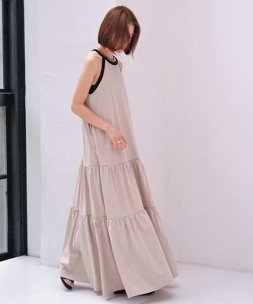 AKTE（アクテ）の「ホルターネックカットソーワンピース（ワンピース・レディース・ホワイト×ブラウン/ブラック/グレイッシュベージュ・FREE/TALL）」の13枚目の写真