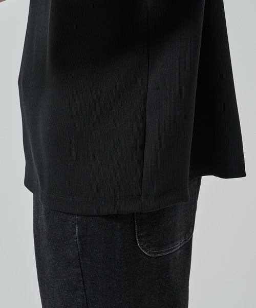 STUDIOUS(ステュディオス)の「【STUDIOUS】DRY DOBBY LEATHER POCKET TEE(Tシャツ/カットソー・メンズ・ブラック/グレイッシュベージュ・1/2)」の9枚目の写真