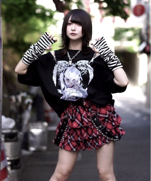 TRAVAS TOKYO/トラバス トーキョー』てぃらコラボイラストTシャツ TRAVAS TOKYO/トラバス トーキョー』てぃらコラボイラスト