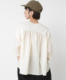 RNA-N（アールエヌエーエヌ）の「M2507 バックギャザーデザインプルオーバー（Tシャツ/カットソー）」