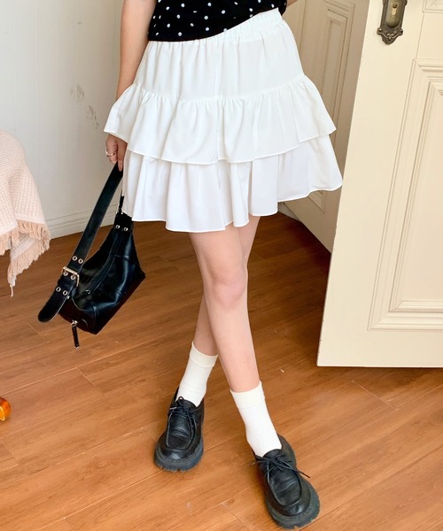 everycoco(エブリーココ)の「ダブルフリルティアードミニスカート インナーパンツ付き(スカート・レディース・ホワイト/ブラック・FREE)」の3枚目の写真