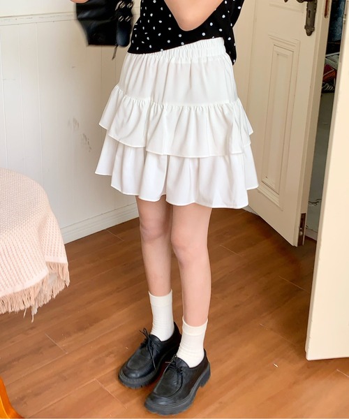 everycoco(エブリーココ)の「ダブルフリルティアードミニスカート インナーパンツ付き(スカート・レディース・ホワイト/ブラック・FREE)」の12枚目の写真