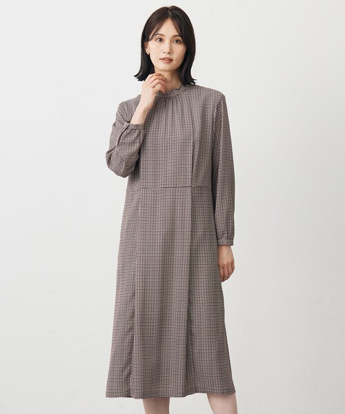 J.PRESS(ジェイプレス)の「デシンハウンドトゥースプリント ワンピース(ワンピース・レディース・ブラウン系3/ネイビー系3・T15/T13)」の1枚目の写真