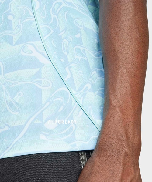 adidas（アディダス）の「ユベントス 25/26 アウェイ ジャージー / アディダス adidas（Tシャツ/カットソー・メンズ・ブルー・XXX-LARGE/XX-LARGE/X-LARGE/SMALL/MEDIUM/LARGE）」の4枚目の写真