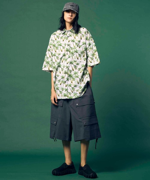 MAISON SPECIAL（メゾンスペシャル）の「《UNISEX》Impregnation Wool Mix Stretch Prime-Wide Cargo Shorts/含浸加工ウールミックスストレッチプライムワイドカーゴショーツ【MAISON SPECIAL/メゾンスペシャル】（カーゴパンツ・メンズ・ブルー/チャコールグレー/グレイッシュベージュ/ブラック・2/0/1）」の17枚目の写真