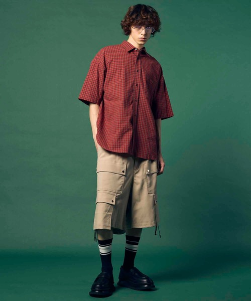 MAISON SPECIAL（メゾンスペシャル）の「《UNISEX》Impregnation Wool Mix Stretch Prime-Wide Cargo Shorts/含浸加工ウールミックスストレッチプライムワイドカーゴショーツ【MAISON SPECIAL/メゾンスペシャル】（カーゴパンツ・メンズ・ブルー/チャコールグレー/グレイッシュベージュ/ブラック・2/0/1）」の16枚目の写真