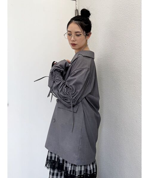 jouetie(ジュエティ)の「リボンスリーブジャケットミニワンピース【セットアップ対応】冬服(テーラードジャケット・レディース・ネイビー/グレー/ブラック・MEDIUM)」の7枚目の写真