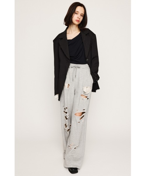 SLY（スライ）の「【限定カラーあり】OFF SHOULDER CUT TOPS オフショルダー カット トップス（Tシャツ/カットソー・レディース・アイボリー/ブラック/レッド/ライトピンク/杢グレー・FREE）」の12枚目の写真