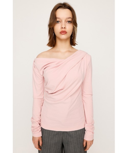 SLY（スライ）の「【限定カラーあり】OFF SHOULDER CUT TOPS オフショルダー カット トップス（Tシャツ/カットソー・レディース・アイボリー/ブラック/レッド/ライトピンク/杢グレー・FREE）」の22枚目の写真