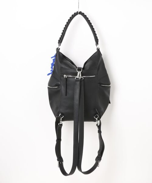 Desigual（デシグアル）の「3Dロゴ フェイクレザーリュックサック ショルダー ブラック（バックパック/リュック・レディース・ブラック・FREE）」の2枚目の写真