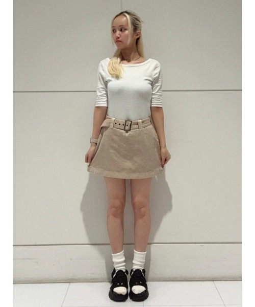 GAP（ギャップ）の「ベルト ミニスカート・スコート（スカート・レディース・ブラック/ベージュ・XS/S/M/L/XXS）」の13枚目の写真