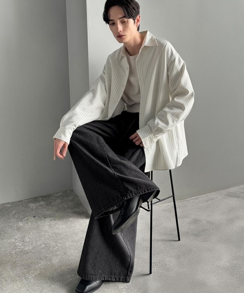 Classical Origin（クラシカルオリジン）の「3タックワイドデニムスラックス／Triple-Tuck Wide Denim Trousers（デニムパンツ・メンズ・ブラック/ライトブルー/ワンウォッシュ・LARGE/MEDIUM/SMALL）」の6枚目の写真