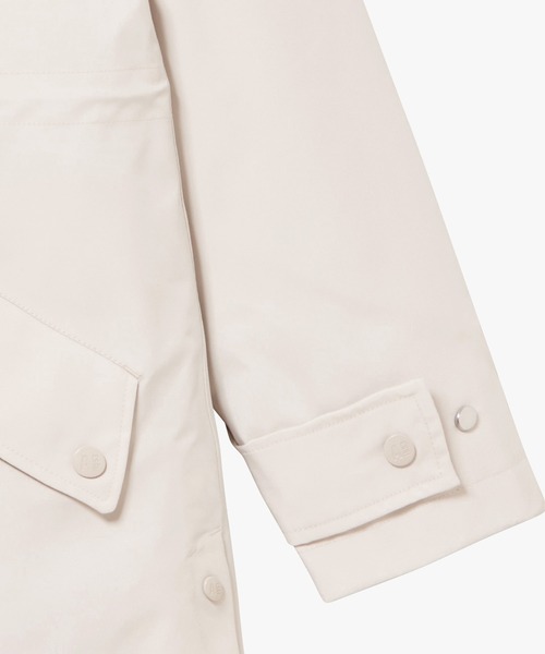 AIGLE（エーグル）の「GORE-TEX ゴアテックス 防水 透湿 防風 2レイヤーロングジャケット RP（マウンテンパーカー・レディース・ライトグレー/ライトブルー/ブラック・38/36/40）」の22枚目の写真