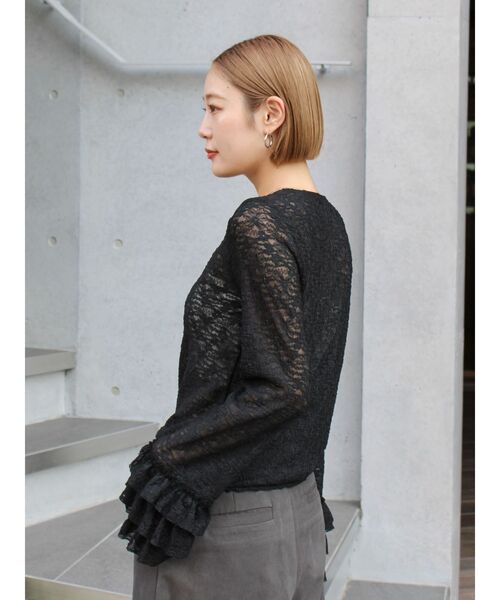 Ungrid(アングリッド)の「レースフリルトップス(Tシャツ/カットソー・レディース・ブラック/オフホワイト・FREE)」の16枚目の写真