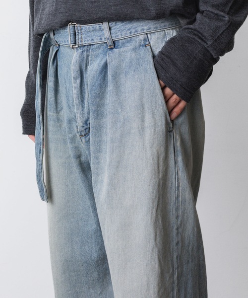 ATTACHMENT（アタッチメント）の「【 直営店・ZOZOTOWN限定 】11OZ デニム ベルテッド ワイドテーパードトラウザーズ / 11OZ DENIM BELTED WIDE TAPERD TROUSERS（デニムパンツ・メンズ・ブラック/ライトインディゴブルー・1/3/2）」の12枚目の写真