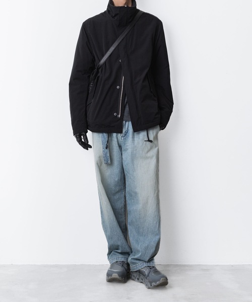 ATTACHMENT（アタッチメント）の「【 直営店・ZOZOTOWN限定 】11OZ デニム ベルテッド ワイドテーパードトラウザーズ / 11OZ DENIM BELTED WIDE TAPERD TROUSERS（デニムパンツ・メンズ・ブラック/ライトインディゴブルー・1/3/2）」の15枚目の写真