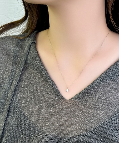 Phoebe(フィービィー)の「【金属アレルギー対応】ワンスパークネックレス/全長:39~42cm/サージカルステンレス(ネックレス・レディース・シルバー/イエローゴールド・FREE)」の1枚目の写真