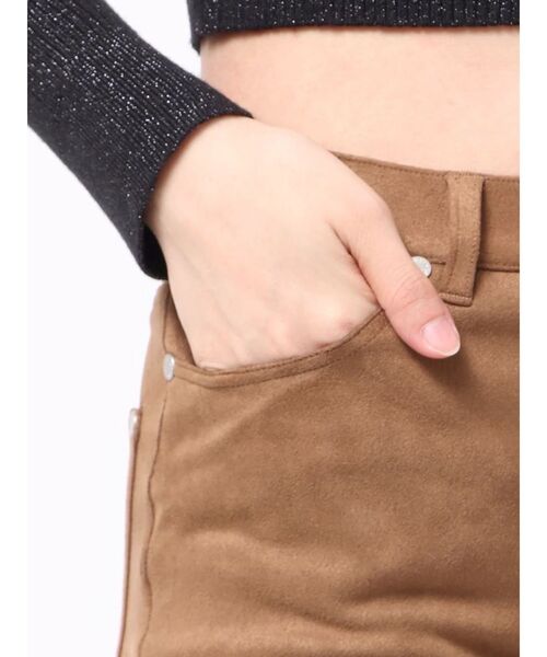 MURUA（ムルーア）の「【セットアップ対応】フェイクスウェードパンツ（その他パンツ・レディース・キャメル・1/2）」の6枚目の写真