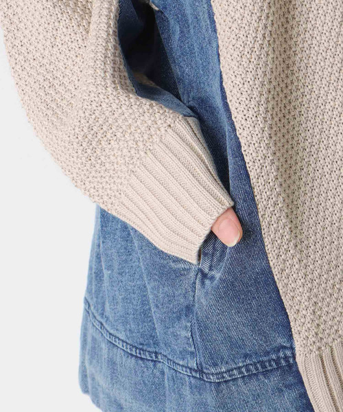 Three Four Time(スリーフォータイム)の「デニムコンビVジップブルゾン(カーディガン/ボレロ・レディース・ベージュ/チャコールグレー・FREE)」の12枚目の写真