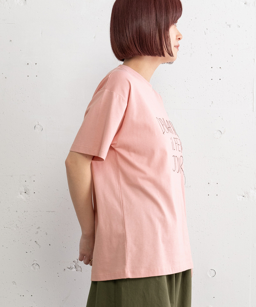 POU DOU DOU(プードゥドゥ)の「ロゴ刺繍Tシャツ(Tシャツ/カットソー・レディース・オフホワイト/ダークブルー/ピンク・M)」の9枚目の写真
