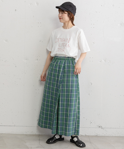 POU DOU DOU(プードゥドゥ)の「ロゴ刺繍Tシャツ(Tシャツ/カットソー・レディース・オフホワイト/ダークブルー/ピンク・M)」の17枚目の写真