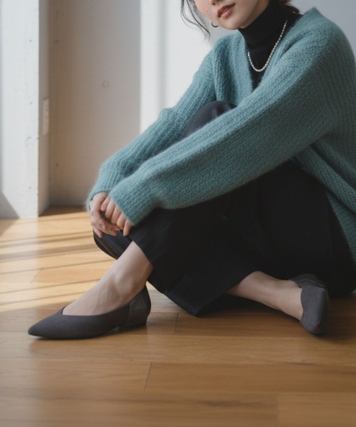 HIPS(ヒップス)の「【本革】切り替えデザインVカットパンプス(パンプス・レディース・ダークグレー/ブラック/ブラック系その他・22.5cm/23cm/23.5cm/24cm/24.5cm)」の15枚目の写真