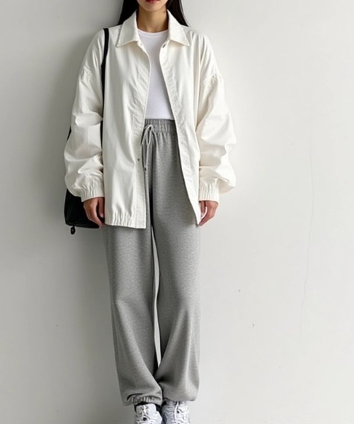 cammie(キャミー)の「ジップシンプルブルゾン(ブルゾン・レディース・ブラック/オフホワイト・M/L)」の3枚目の写真