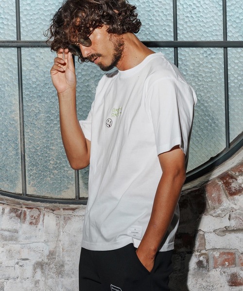 seventy seven（セブンティセブン）の「mt9997-middle onz S-S high-end t-shirt(77flower logo) Tシャツ(7725W210)（Tシャツ/カットソー・メンズ・ブラック/ホワイト×グリーン/ホワイト×ブラック/スモークピンク・S/M/L/XL）」の13枚目の写真