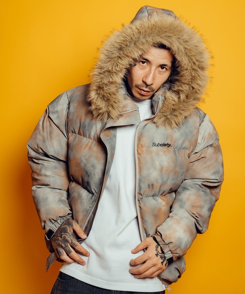 Subciety（サブサエティ）の「Hooded padded jkt（ブルゾン・メンズ・オレンジ/グレー/ブラック/ブラック系その他・MEDIUM/LARGE/X-LARGE/SMALL）」の4枚目の写真