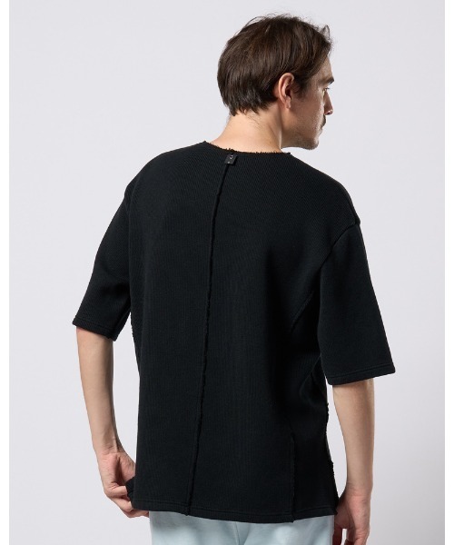 wjk（ダヴルジェイケイ）の「quarter-knit key neck H/S（Tシャツ/カットソー・メンズ・ホワイト/ブラック/グレー・SMALL/MEDIUM/LARGE/X-LARGE）」の6枚目の写真