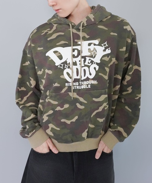 aeae カモフラージュ ショート丈 パーカー aeae カモフラージュ ショート丈パーカー WEB LOGO CROP HOOD