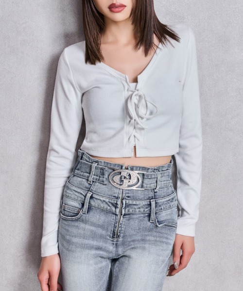 GYDA（ジェイダ）の「フロントレースアップショートトップス（Tシャツ/カットソー・レディース・グレー/オフホワイト/ブラック・FREE）」の2枚目の写真