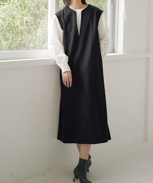 maison de LATIR(メゾンドラティール)の「キーネックベストロング丈ワンピース(ワンピース・レディース・ベージュ/ブラック/グレー・FREE)」の6枚目の写真