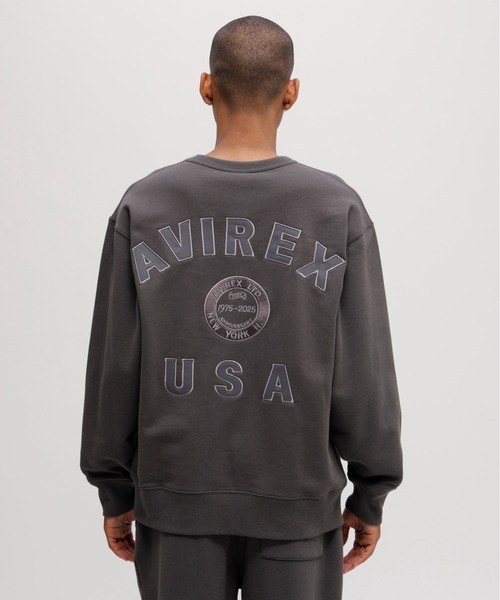 AVIREX(アヴィレックス)の「AVIREX 50th VARSITY CREWNECK SWEAT / 50周年 バーシティ スウェットパンツ / アヴィレックス(スウェット・メンズ・チャコール/エンジ/オフホワイト・MEDIUM/LARGE/X-LARGE/XX-LARGE)」の20枚目の写真