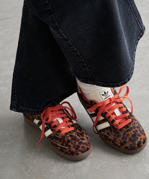 adidas(アディダス)の「《追加》adidas/アディダス SAMBA OG W NJI77(スニーカー・レディース・ブラウン・23cm/25cm/24cm/24.5cm/23.5cm)」の1枚目の写真
