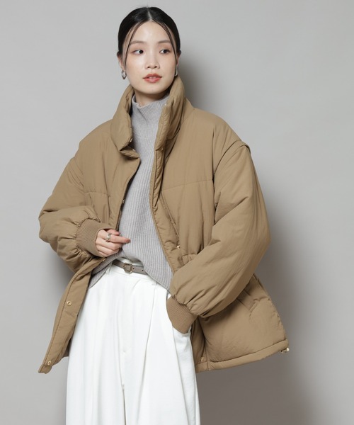 NANO universe（ナノユニバース）の「撥水加工・機能中綿 ２wayベスト＆スタンドジップブルゾン（ブルゾン・レディース・ブラック/ライトブラウン/ベージュ・FREE）」の21枚目の写真