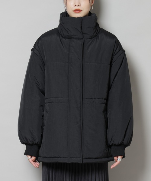 NANO universe（ナノユニバース）の「撥水加工・機能中綿 ２wayベスト＆スタンドジップブルゾン（ブルゾン・レディース・ブラック/ライトブラウン/ベージュ・FREE）」の5枚目の写真