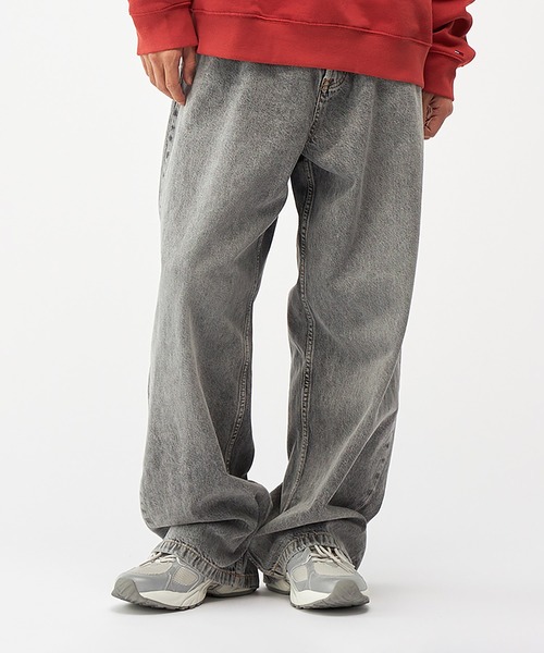 ウォッシュドグレーバギーデニムパンツ（デニムパンツ）｜TOMMY JEANS