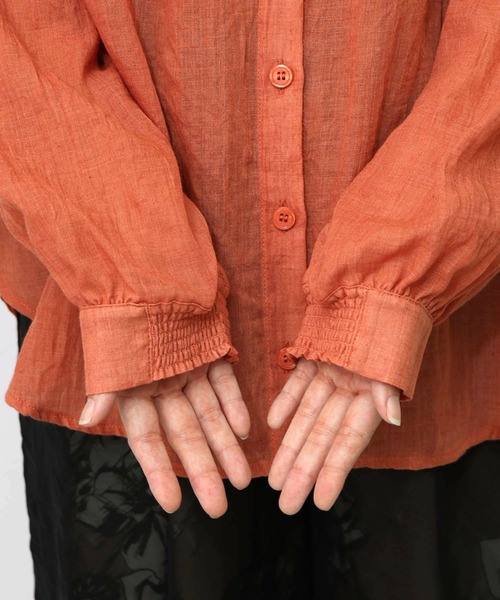 ScoLar（スカラー）の「ScoLar(スカラー) パリ柄ガーゼ 2WAYシャツプルオーバー（シャツ/ブラウス・レディース・ブラック/オレンジ・MEDIUM）」の13枚目の写真