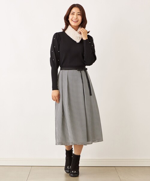 TO BE CHIC（トゥー ビー シック）の「ジョーゼット千鳥 タックスカート（スカート・レディース・ホワイト系その他・42/40）」の8枚目の写真